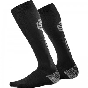 skins(スキンズ)S-3 UNI PERFORMANCE SOCKボディケアソックス(18341310-019)