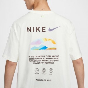 NIKE(ナイキ)ナイキ NSW PREM エッセンシャル OP2 S/S Tシャツ GCELスポーツスタイルウェアＴシャツHF6172