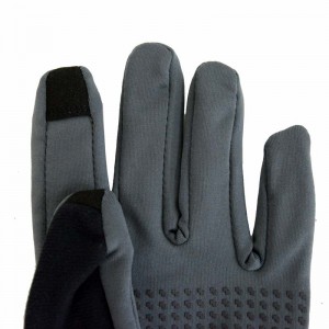 アンダーアーマー UNDER ARMOUR UA STORM LINER GLOVES (トレーニング/MEN) 手袋 防寒 撥水 トレーニング 23FW(1377508 002/012)